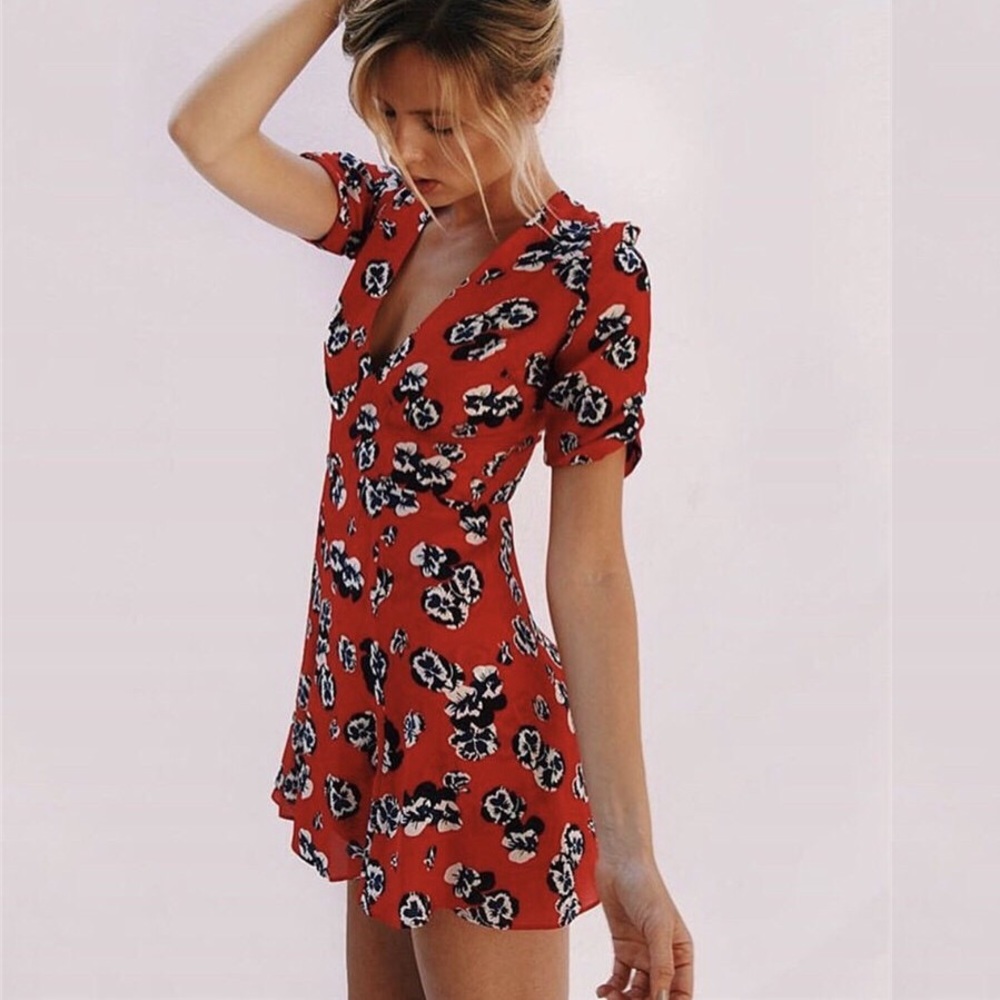 WORN ONCE, Realisation Par The Ozzie Pansy dress